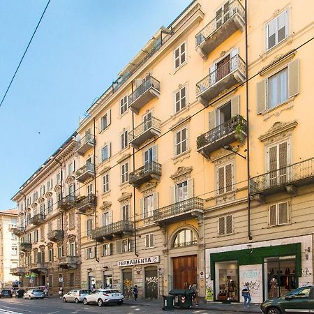 טורינו Porta Nuova & Parco Del Valentino Roomy Flat מראה חיצוני תמונה