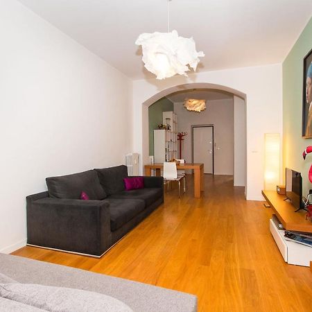 טורינו Porta Nuova & Parco Del Valentino Roomy Flat מראה חיצוני תמונה
