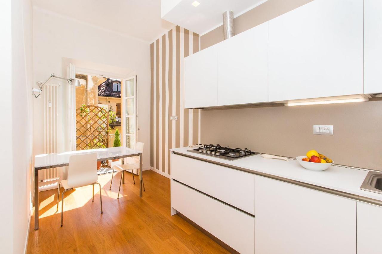 טורינו Porta Nuova & Parco Del Valentino Roomy Flat מראה חיצוני תמונה