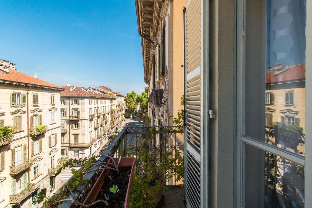 טורינו Porta Nuova & Parco Del Valentino Roomy Flat מראה חיצוני תמונה