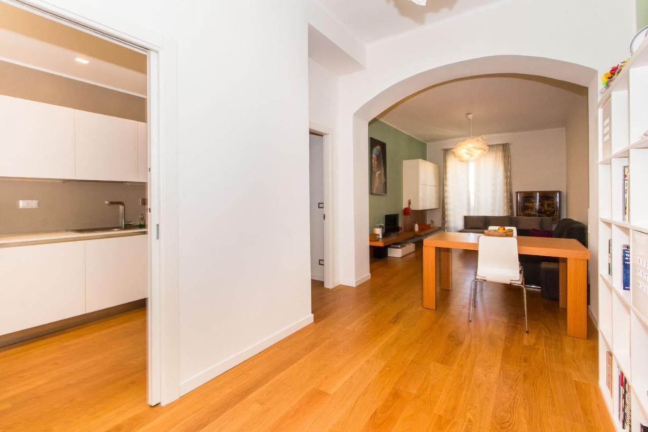 טורינו Porta Nuova & Parco Del Valentino Roomy Flat מראה חיצוני תמונה